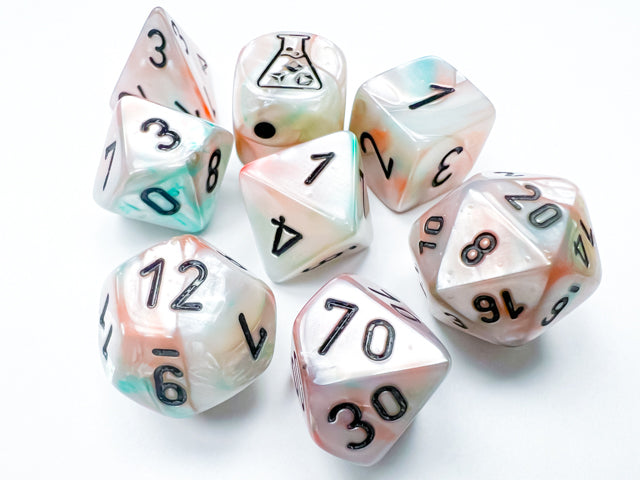 Lustrous® Polyhedral Sea Shell/black Luminary™ 7-Die Set (with bonus die)