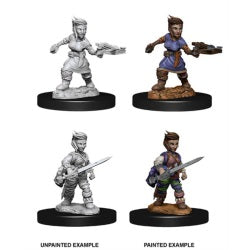 Pathfinder BattlesTM Deep CutsTM - Female Halfling Rogue