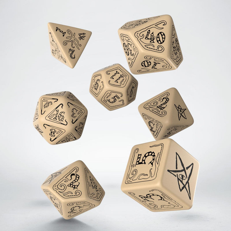 Dice Set: Call of Cthulhu Beige & black Dice Set (7)